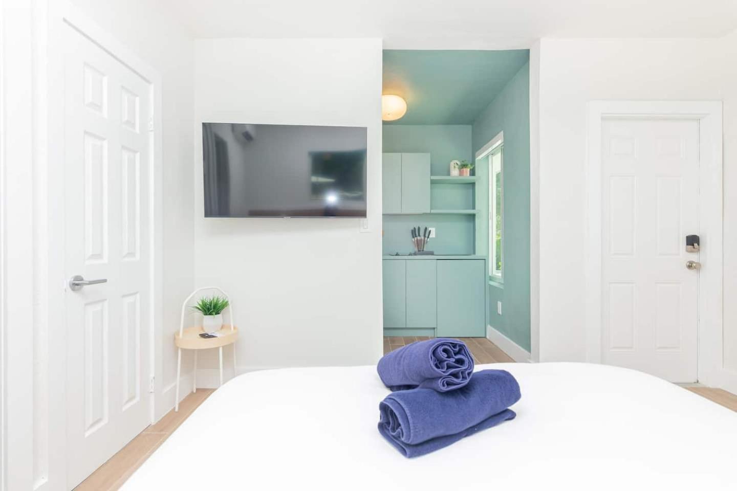 Newly Renovated Stylish Studio In El Portal #2 Miami Exterior foto